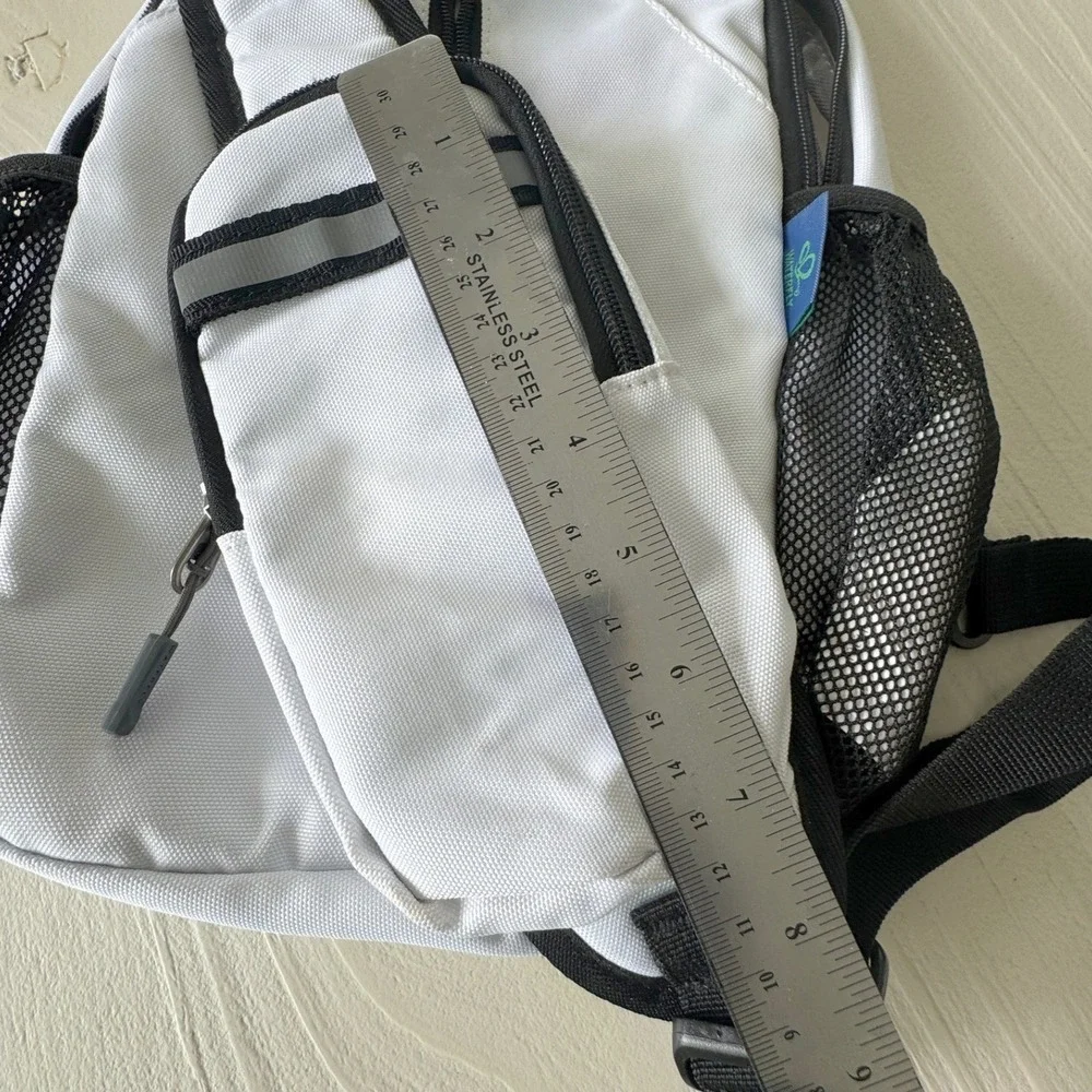 Waterfly Sling Backpack White Crossbody Shoulder Bag Hiking Travel Padded Strap